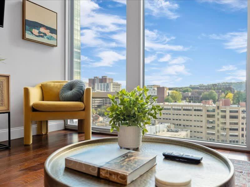 Cozysuites 1Br, Ppg Paints Arena, Pitts พิตต์สเบิร์ก ภายนอก รูปภาพ